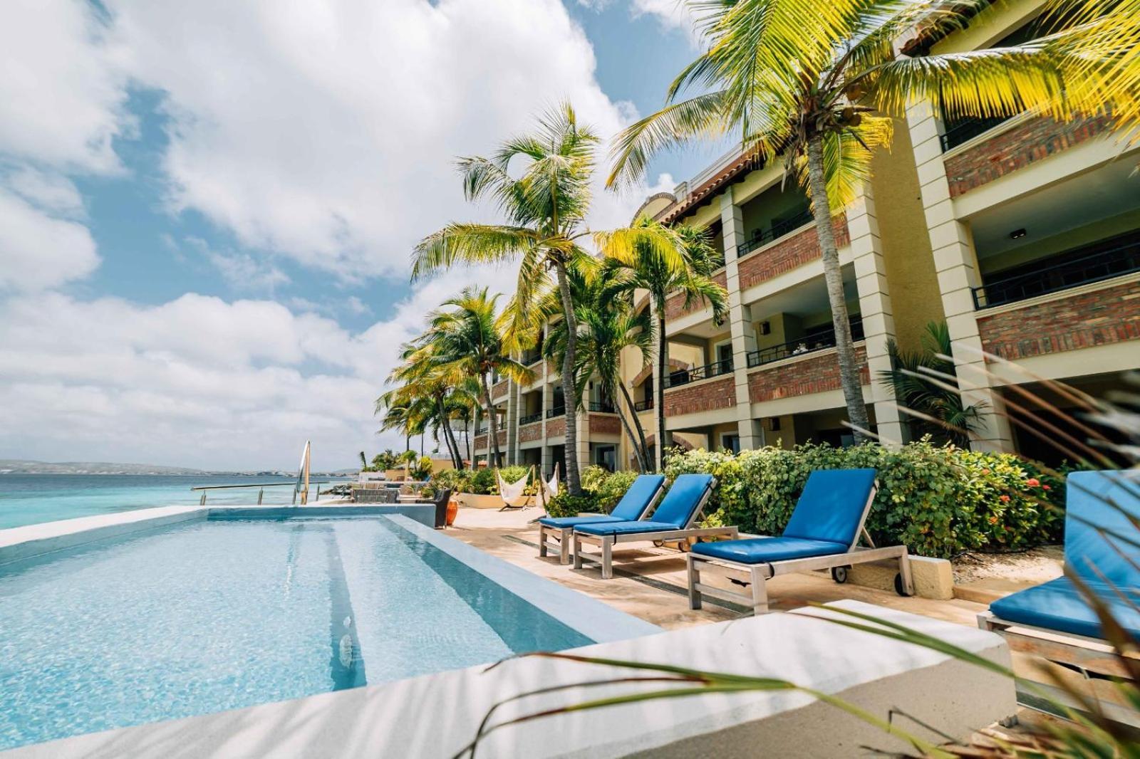 The Bellafonte - Luxury Oceanfront Hotel Playa Esterno foto