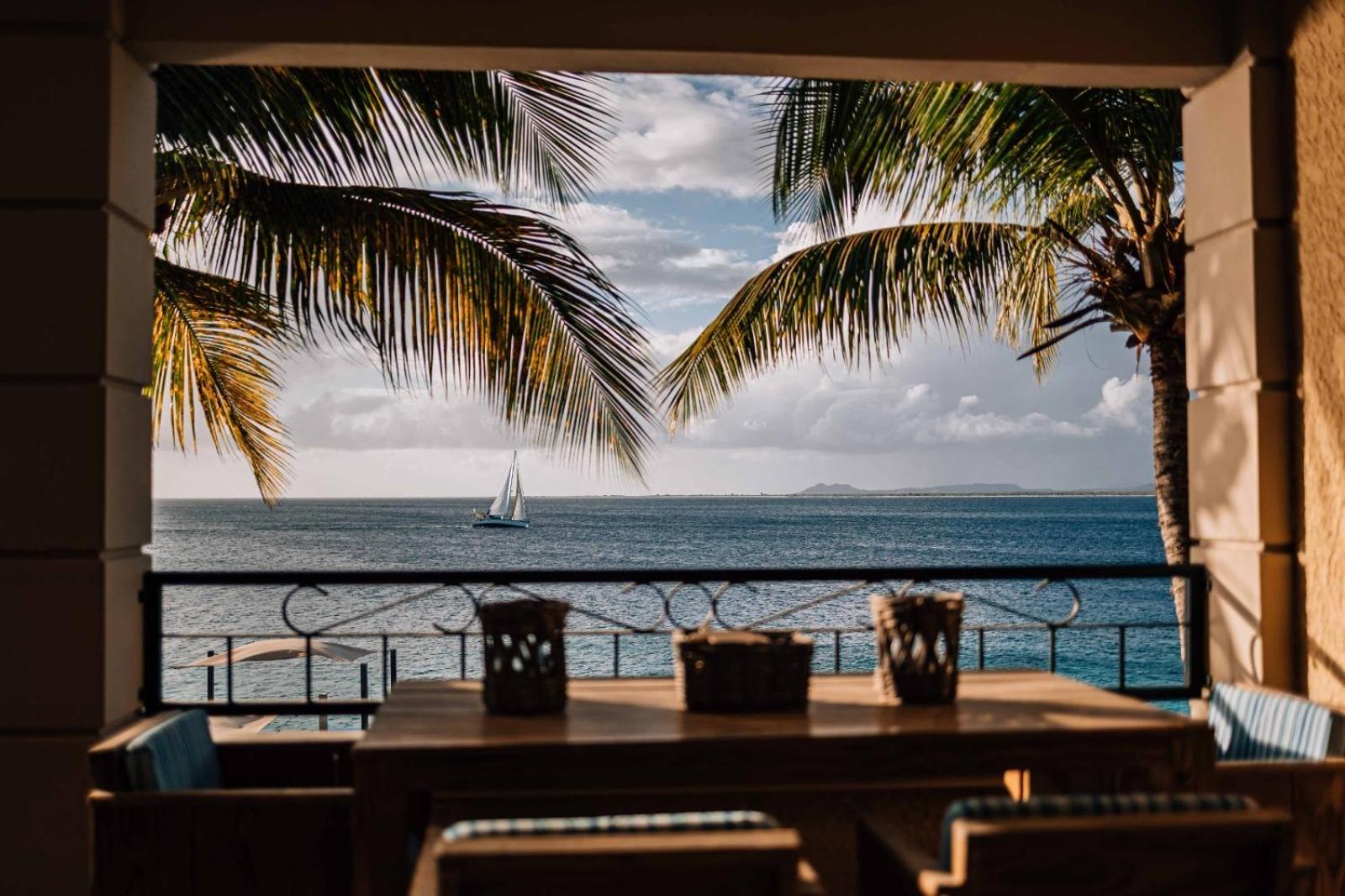The Bellafonte - Luxury Oceanfront Hotel Playa Esterno foto