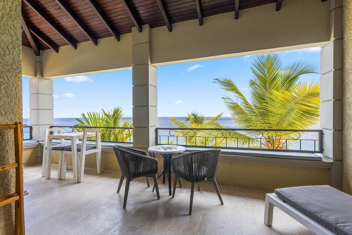 The Bellafonte - Luxury Oceanfront Hotel Playa Esterno foto