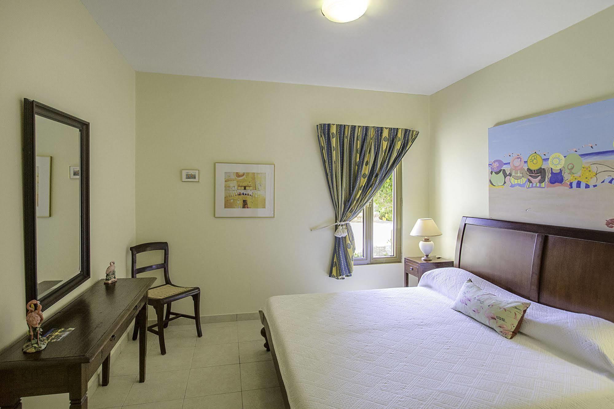 The Bellafonte - Luxury Oceanfront Hotel Playa Esterno foto